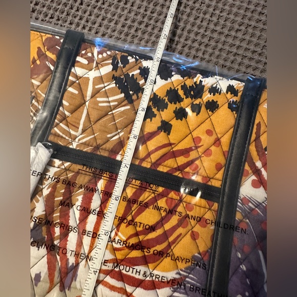 Vera Bradley, NWT, small microfiber tote, Pattern is Painted Feathers - Picture 3 of 6